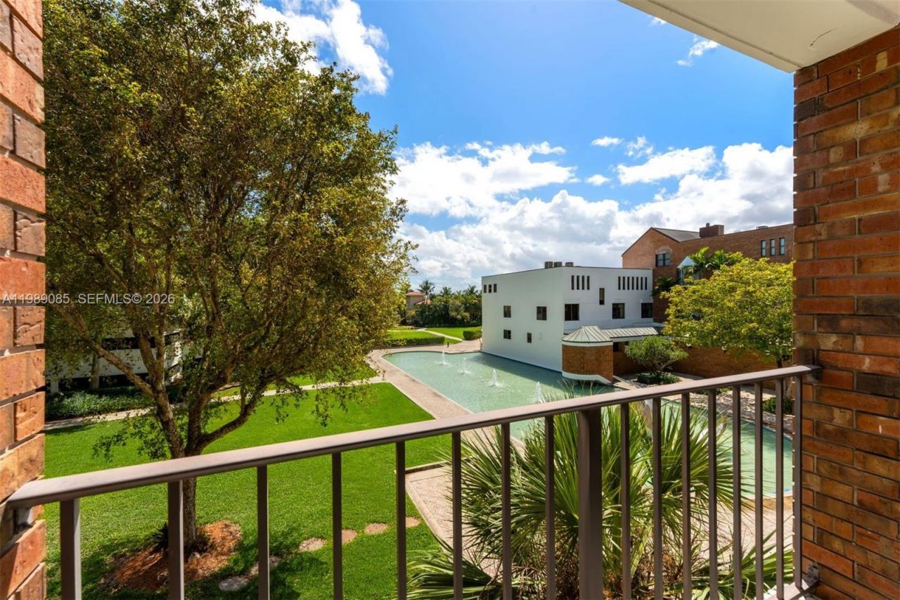 1566 NE Quayside Ter , Unit D14, Miami, FL 33138 Photo