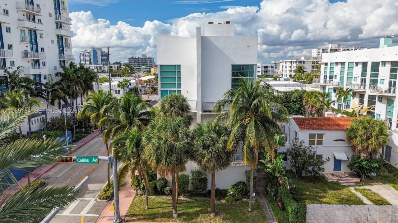 7700 Collins Ave , Unit 1, Miami Beach, FL 33141 Photo