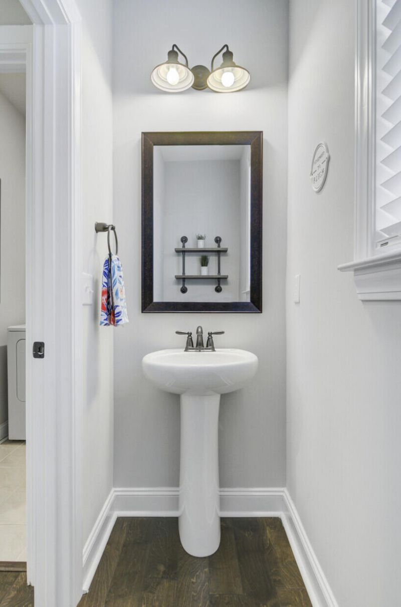 1056 Oak Bluff Avenue Photo 22