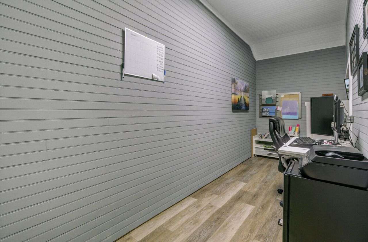 1056 Oak Bluff Avenue Photo 29