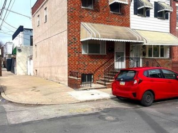 2554 S DARIEN STREET, PHILADELPHIA, PA 19148