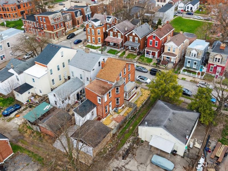 407 E 17th Street, Covington, KY 41014 Photo 6