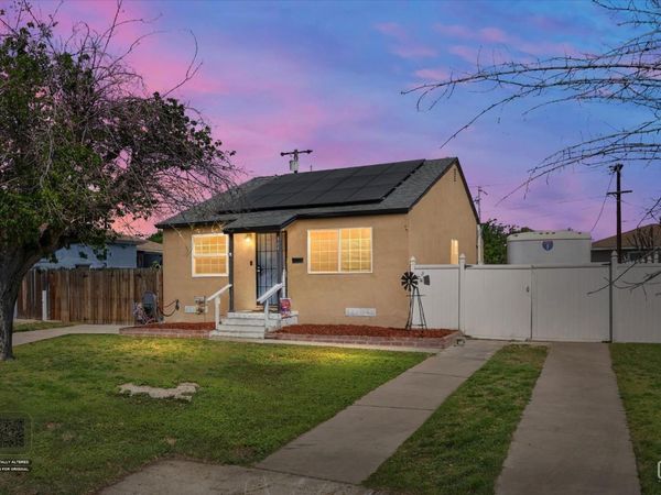 804 Ann Arbor Drive, Bakersfield, CA 93308