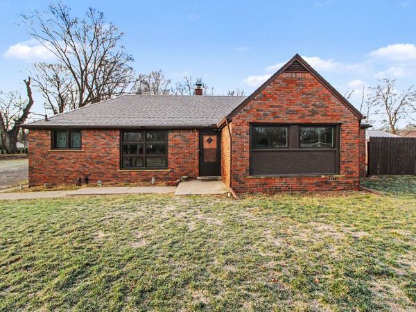 29025 King Road, Romulus, MI 48174