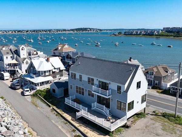 1092 Nantasket Ave, Hull, MA 02045