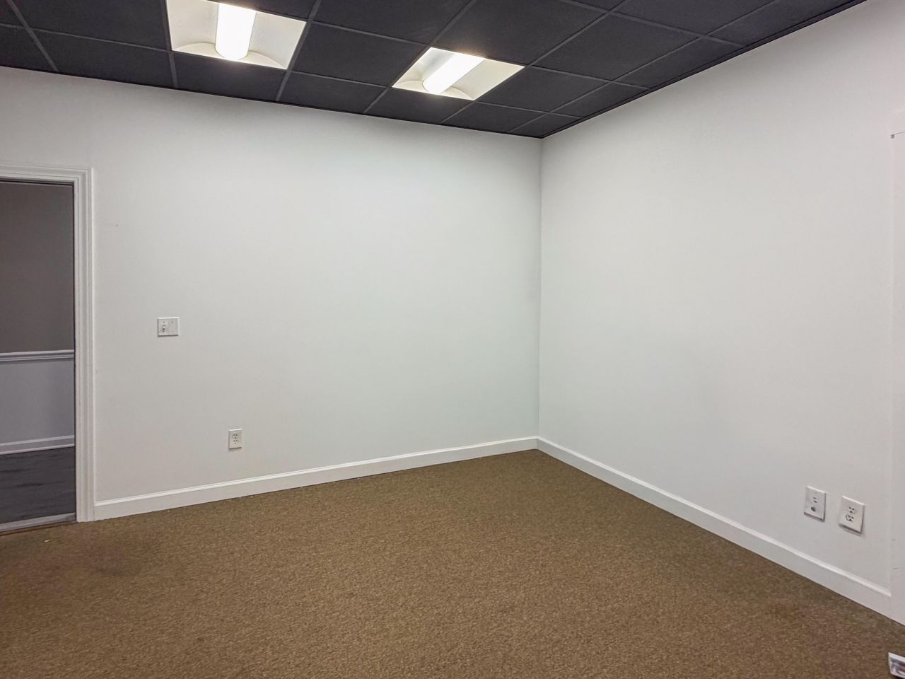 1662 Savannah Highway  Photo 5