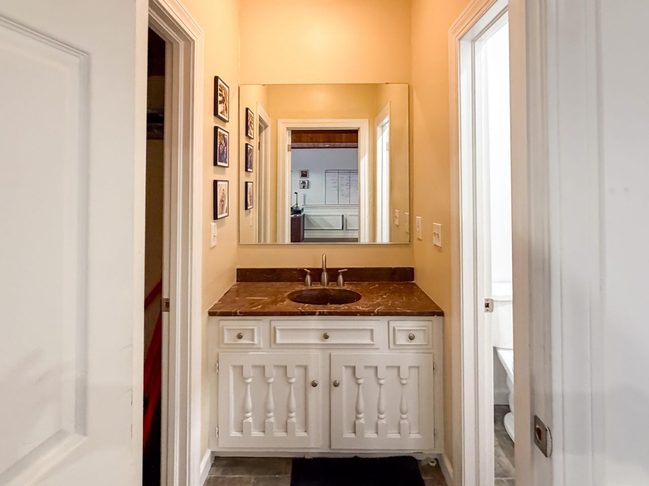 1662 Savannah Highway  Photo 8