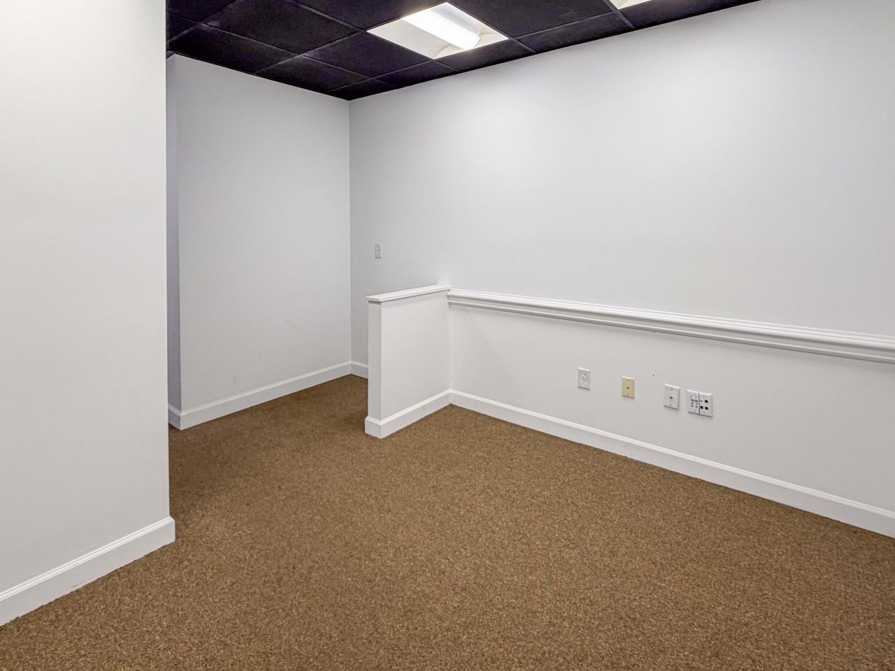 1662 Savannah Highway  Photo 9