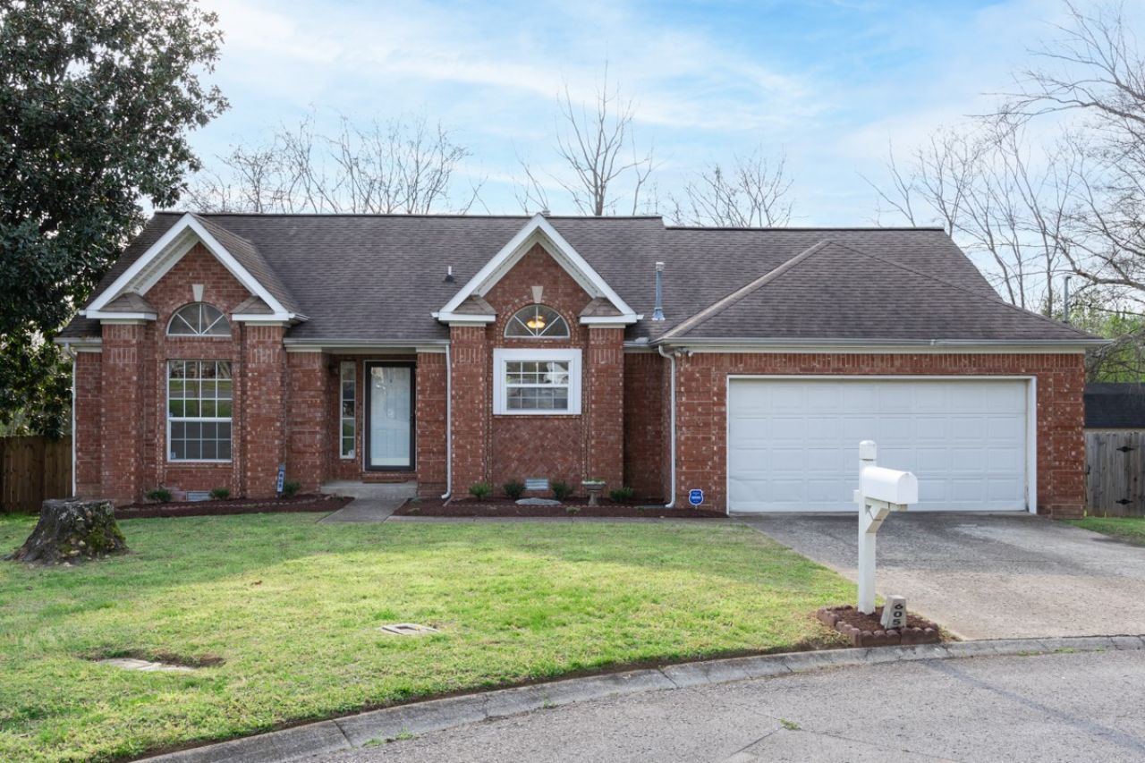 605 Pebblestone Ct, Old Hickory, TN 37138 Main Photo