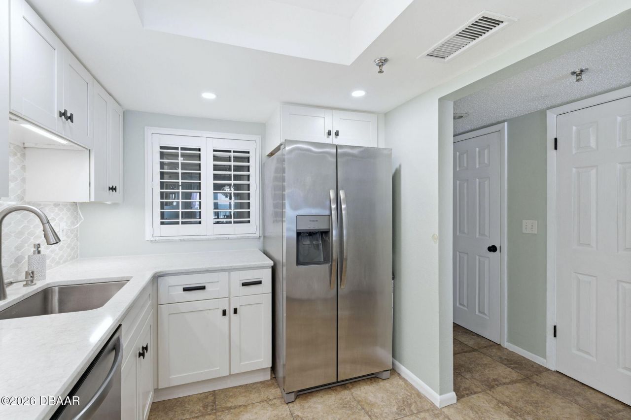 5303 S Atlantic Avenue, Unit 560, New Smyrna Beach, FL 32169 Photo