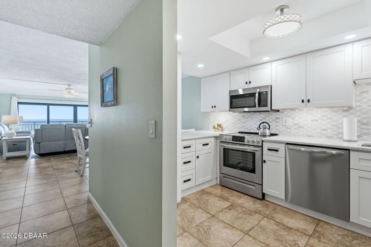 5303 S Atlantic Avenue, Unit 560, New Smyrna Beach, FL 32169 Photo
