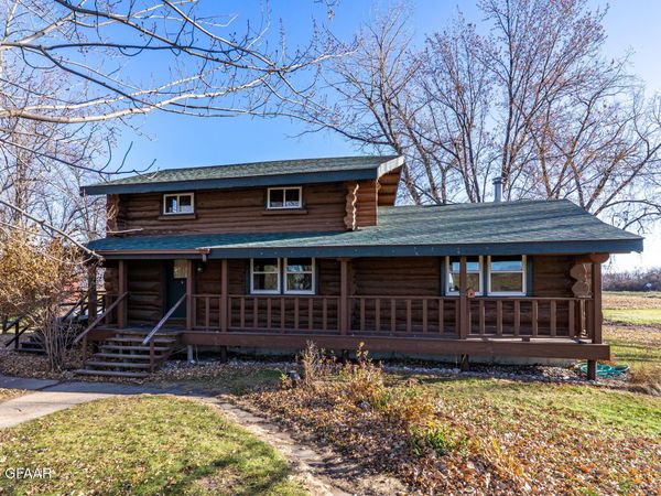 1002 27TH Street NE, Emerado, ND 58228