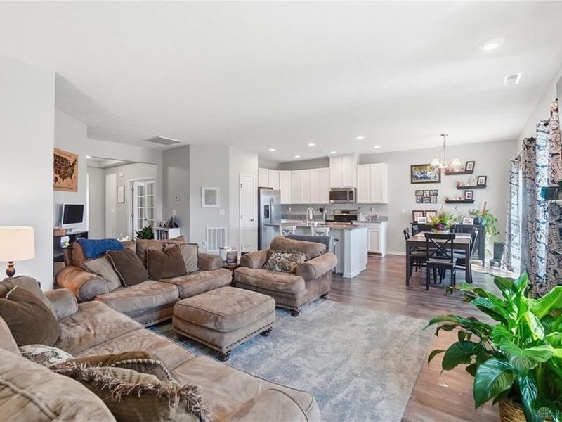 1215 Driftwood Drive, Fairborn, OH 45324 Photo 16