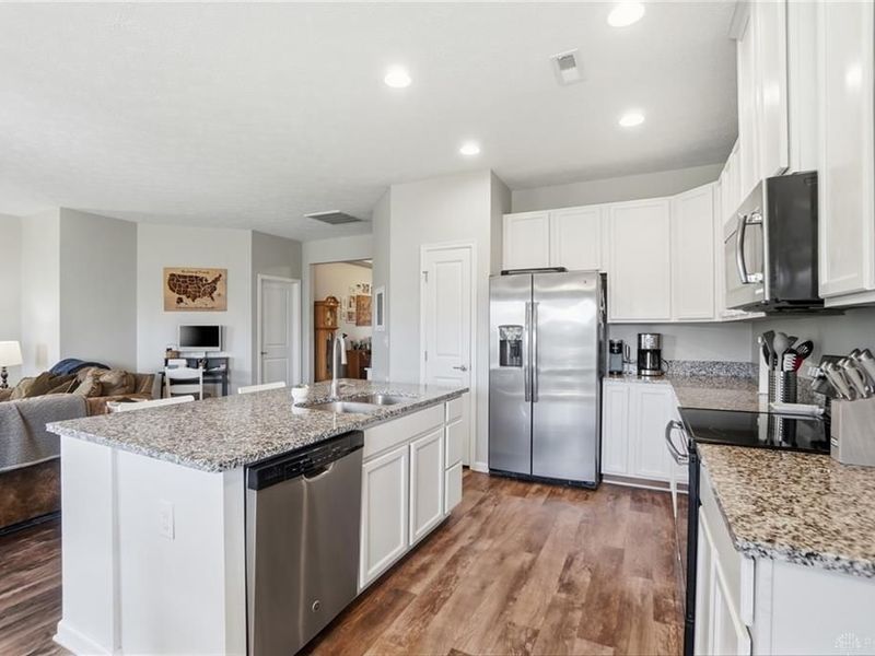 1215 Driftwood Drive, Fairborn, OH 45324 Photo 22