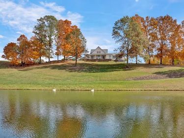 2804 Tucker Rd & 2806 Tucker Rd, Lucas, OH 44843