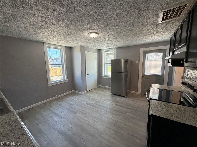 14849 Penford Street NW, North Lawrence, OH 44666 Photo 7