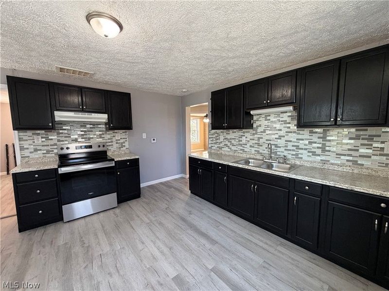 14849 Penford Street NW, North Lawrence, OH 44666 Photo 8