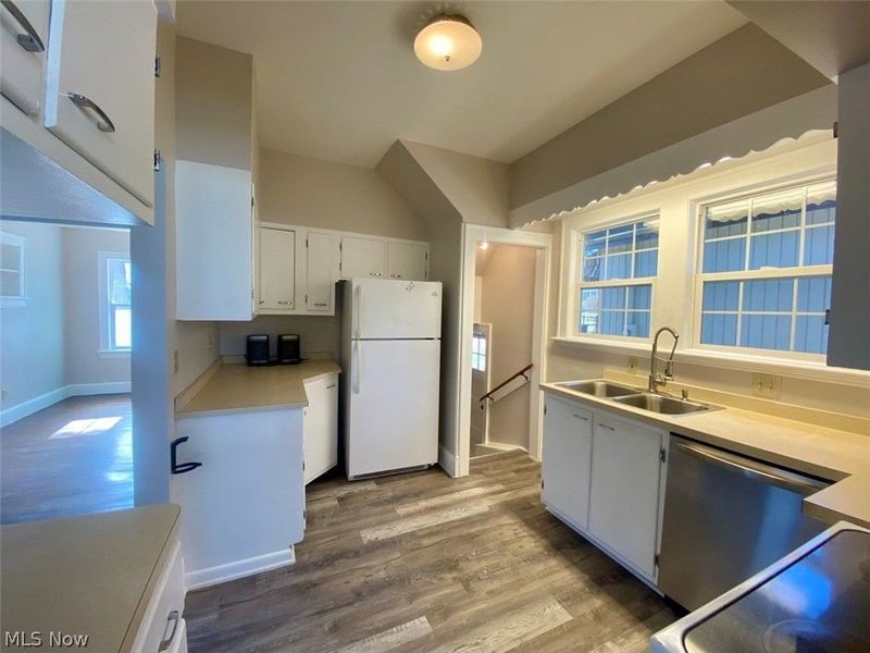 623 Doris Avenue , Akron, OH 44303 Photo 2