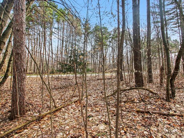 5818 Hunters Ridge, Fennville, MI 49408