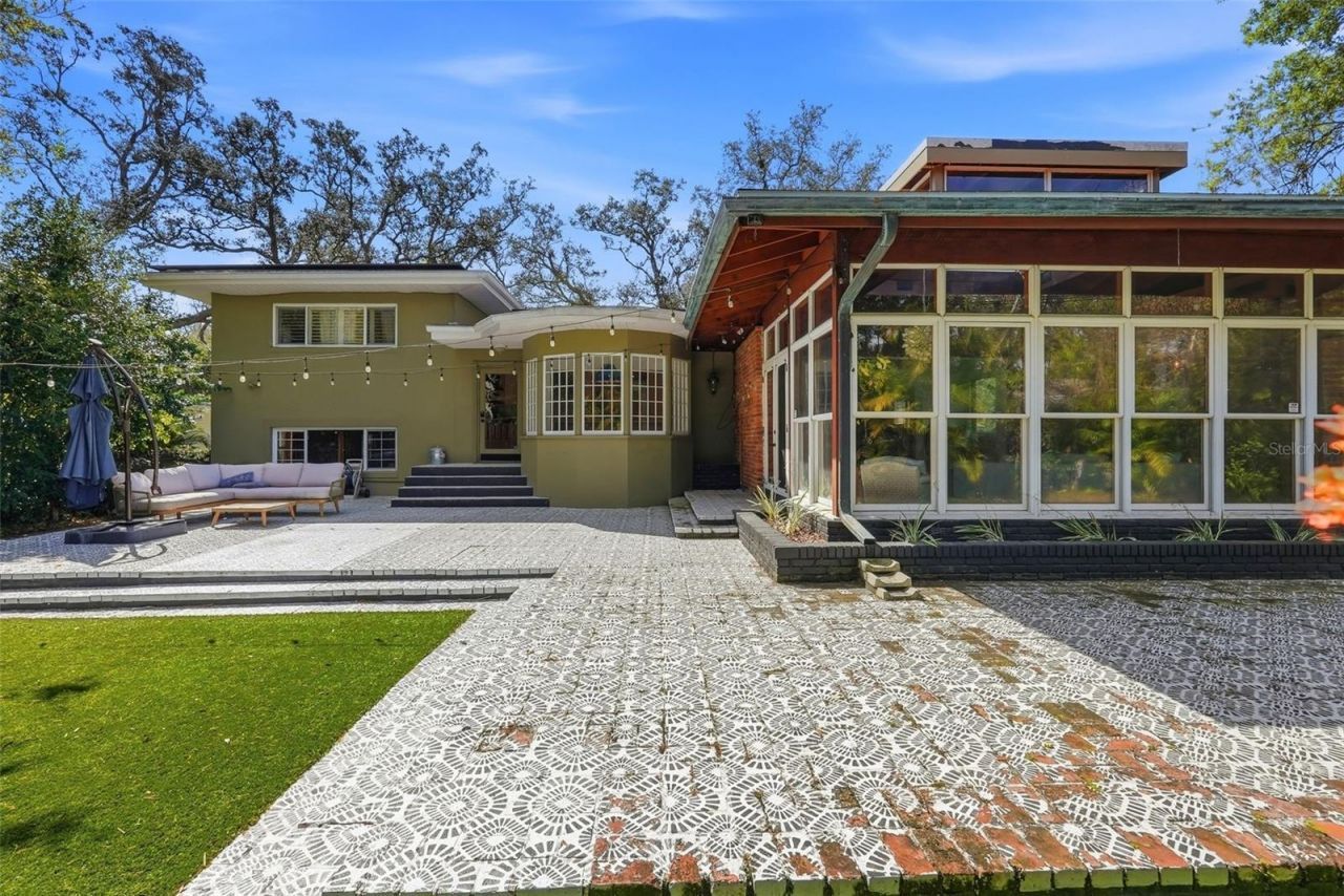 1239 43rd Avenue N, Saint Petersburg, FL 33703 Photo