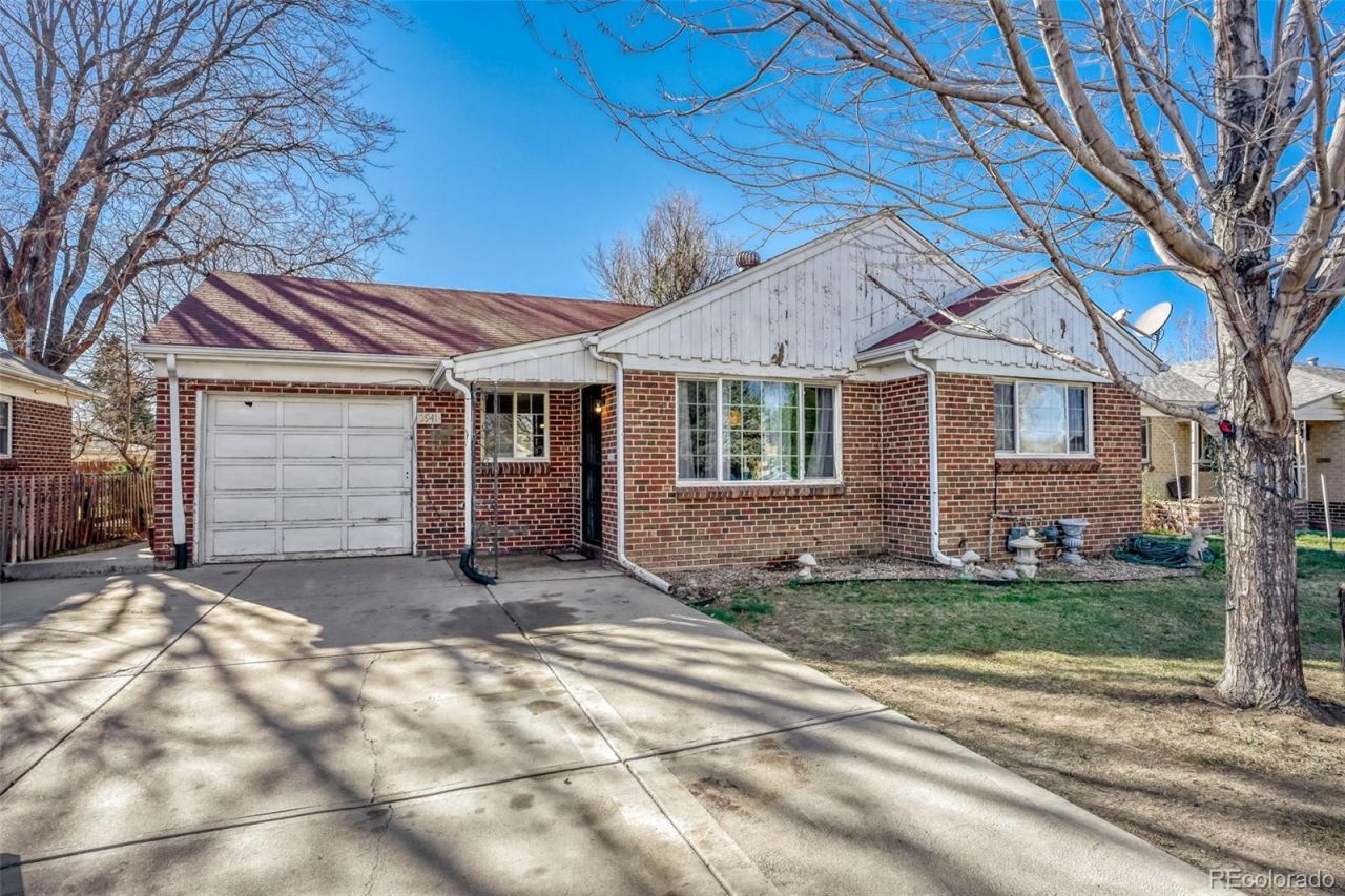 2941 Ivanhoe Street, Denver, CO 80207 Main Photo