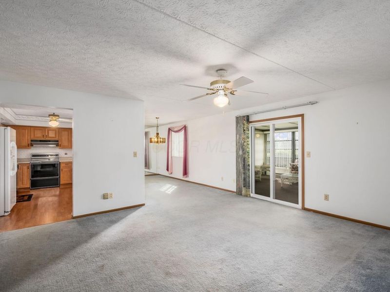 5885 Beechcroft Road, Unit 114, Columbus, OH 43229 Photo 2