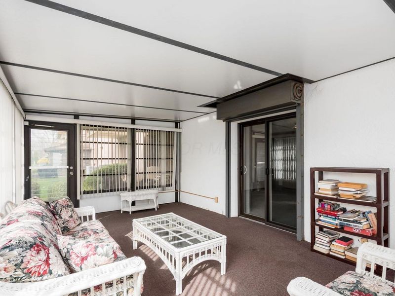 5885 Beechcroft Road, Unit 114, Columbus, OH 43229 Photo 26