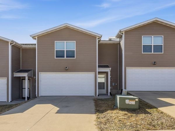 3063 Brunskill Road, Dubuque, IA 52003