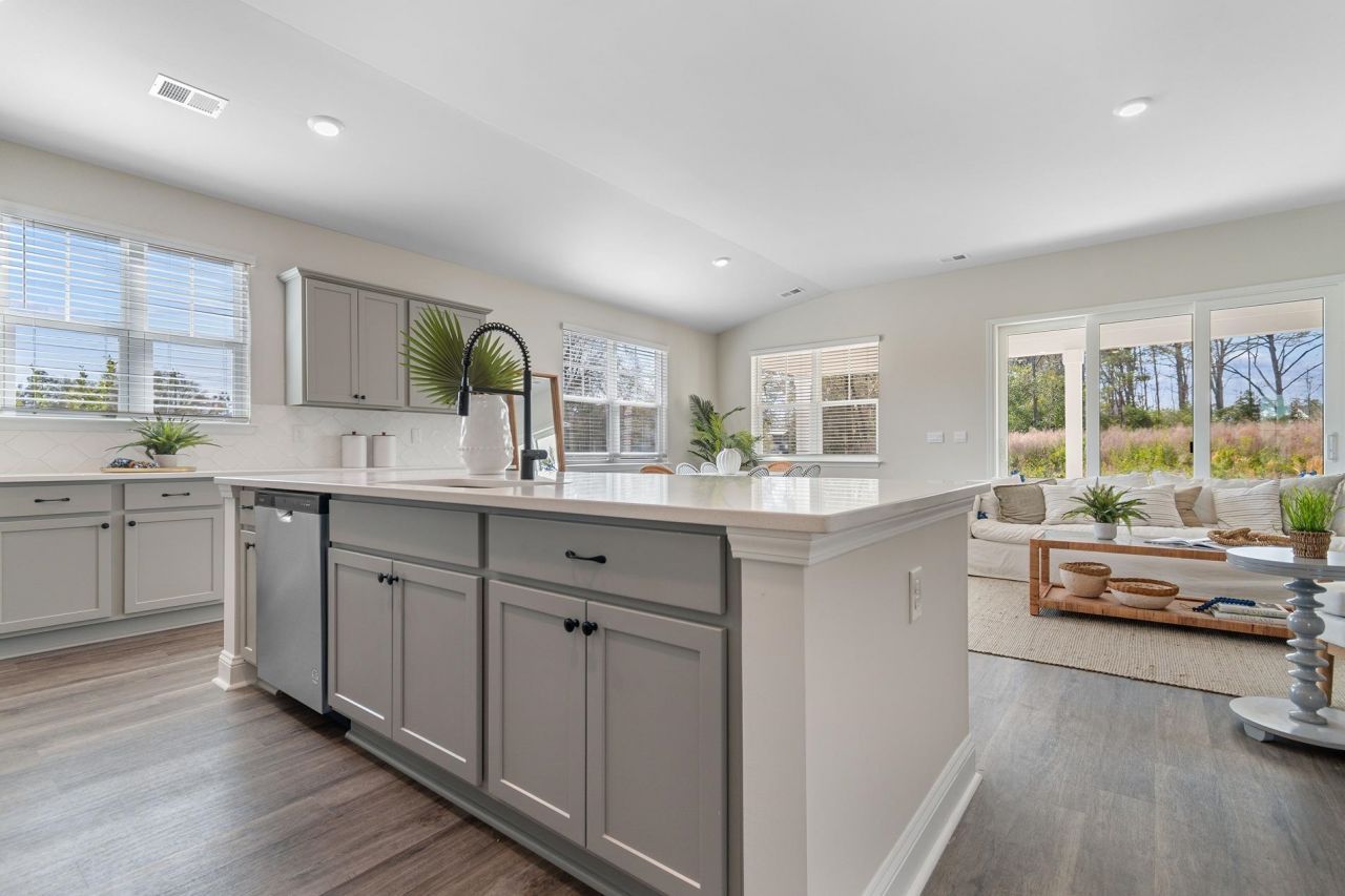 247 Bantry Ln. Photo 10