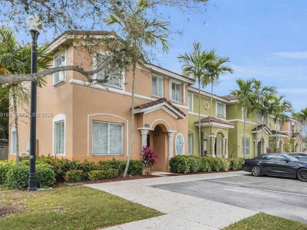 2342 SE 10th St, Unit ., Homestead, FL 33035