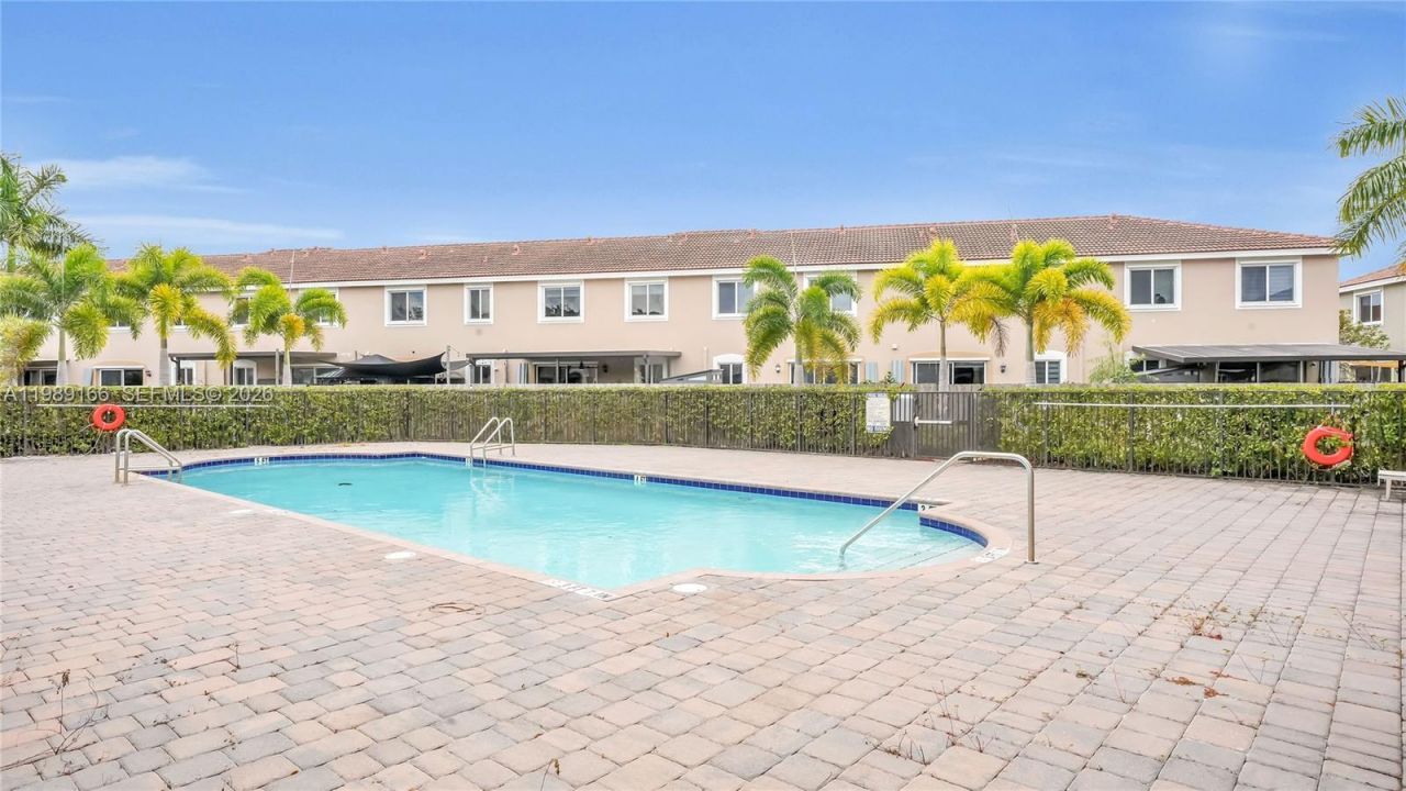 2342 SE 10th St, Unit ., Homestead, FL 33035 Photo