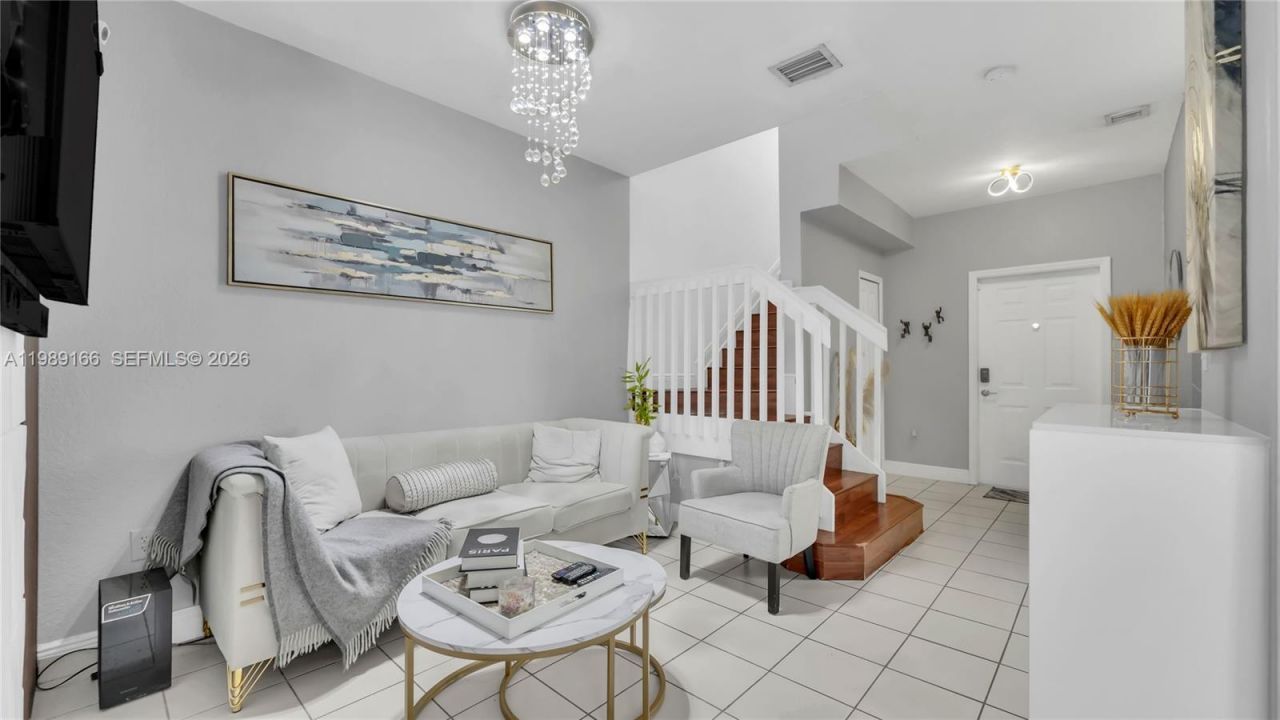 2342 SE 10th St, Unit ., Homestead, FL 33035 Photo