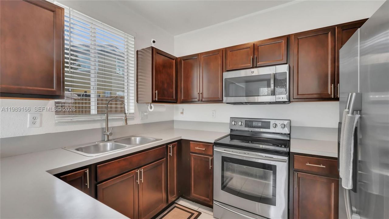 2342 SE 10th St, Unit ., Homestead, FL 33035 Photo