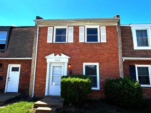 220 IVANHOE COURT, FREDERICKSBURG, VA 22401