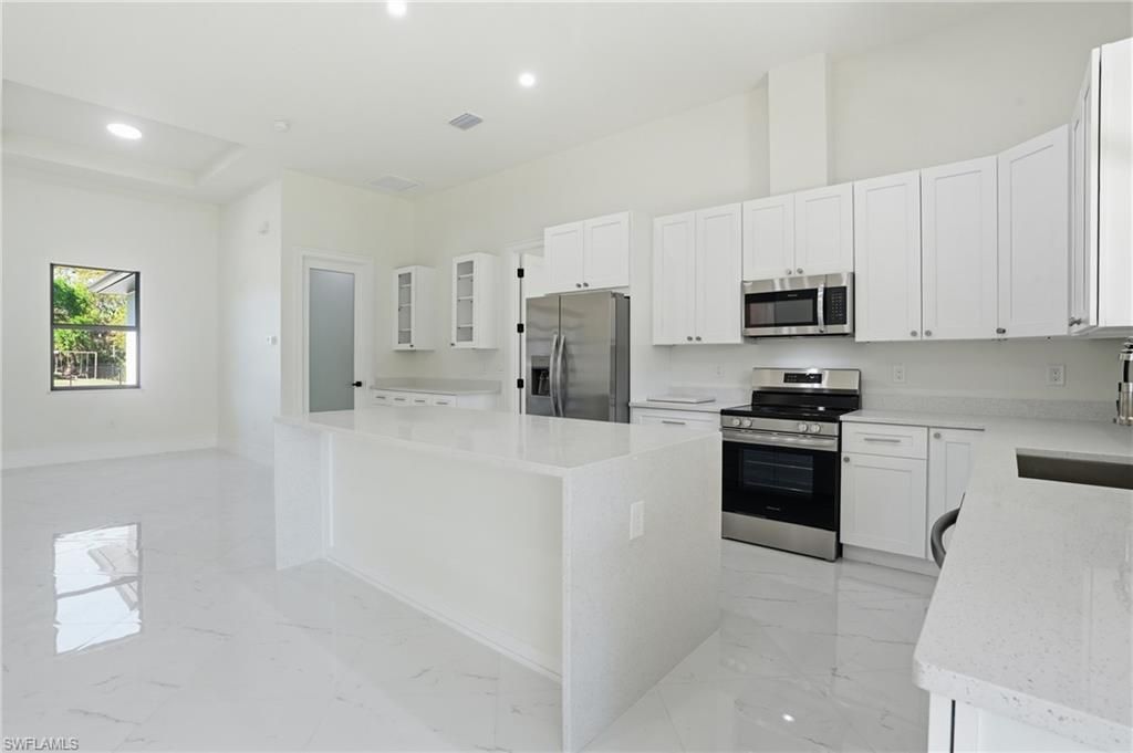 2039 Detroit Dr , Labelle, FL 33935 Photo