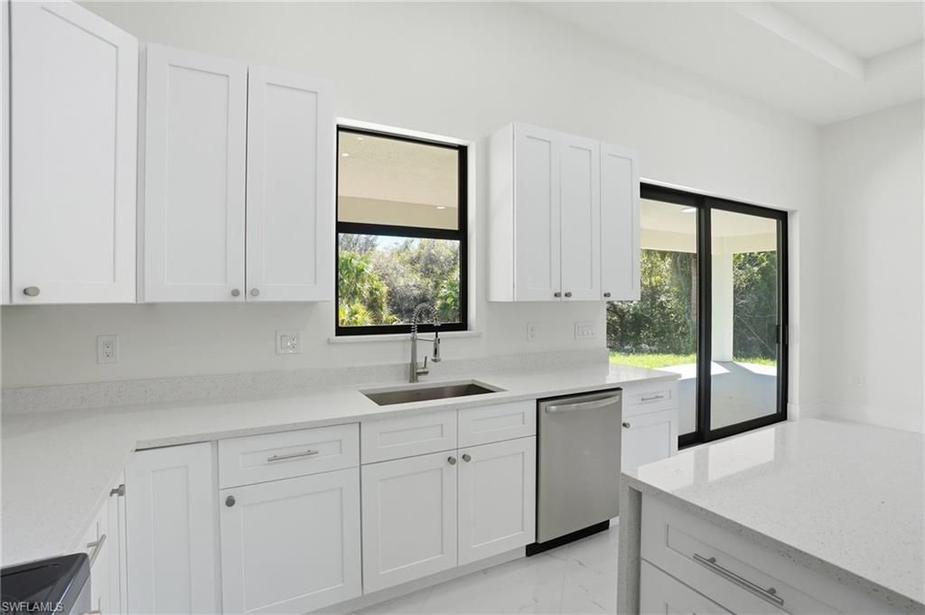 2039 Detroit Dr , Labelle, FL 33935 Photo