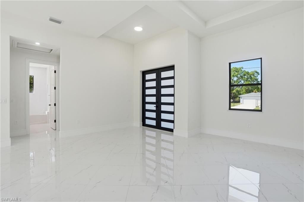 2039 Detroit Dr , Labelle, FL 33935 Photo