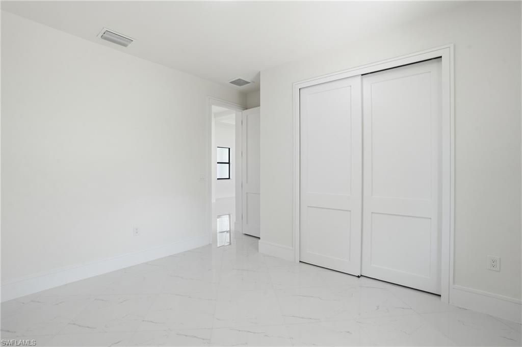 2039 Detroit Dr , Labelle, FL 33935 Photo