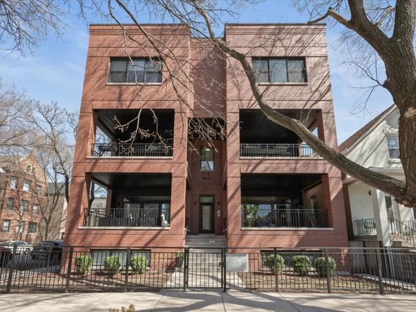 2165 N Claremont Avenue , Unit 1S, Chicago, IL 60647