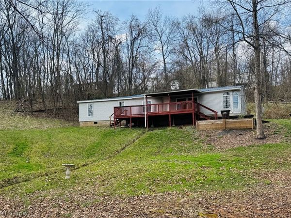 2510 Parkview Drive, Belpre, OH 45714