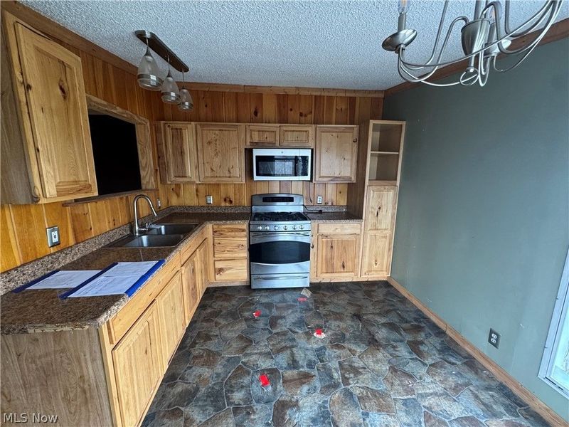 2510 Parkview Drive, Belpre, OH 45714 Photo 14