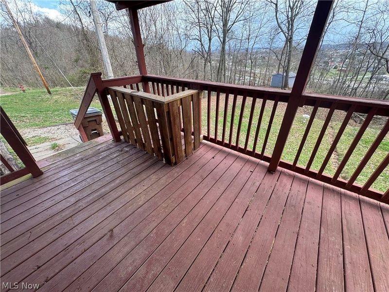 2510 Parkview Drive, Belpre, OH 45714 Photo 2