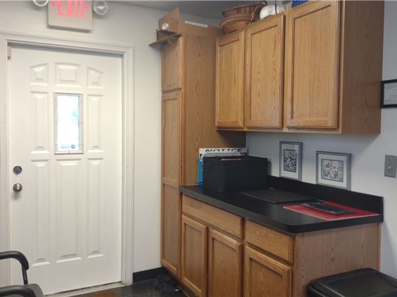 539 East Avenue, Akron, OH 44320 Photo 6