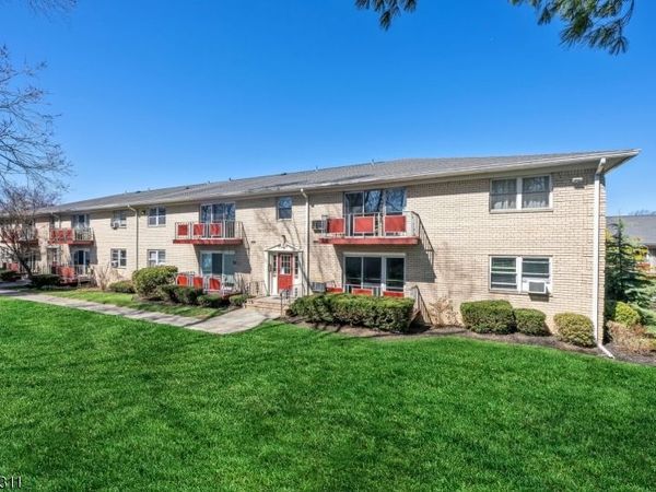 366 Hoover Ave, Unit 120, Bloomfield, NJ 07003