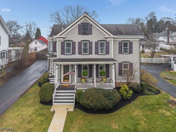 57 Main St, Lebanon, NJ 08833