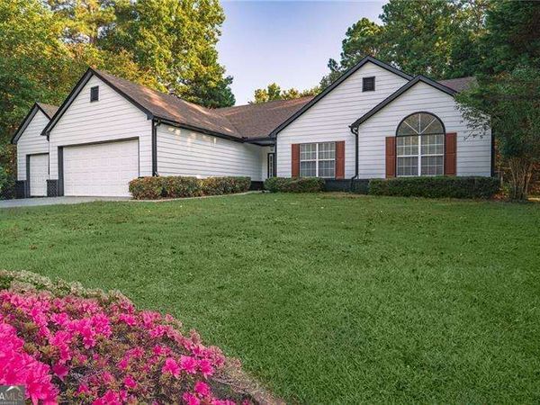 328 Allatoona Shores Drive, Canton, GA 30114