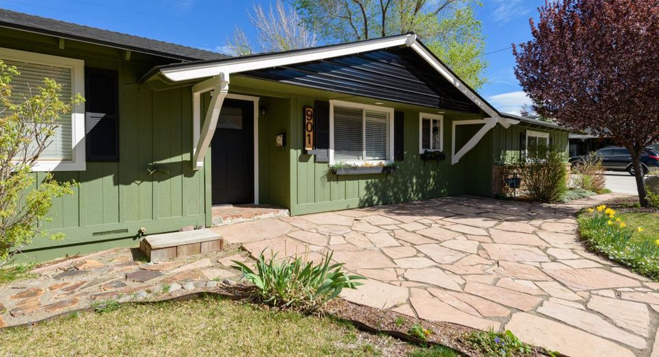 901 Sharrow Way, Carson City, NV 89703 Photo