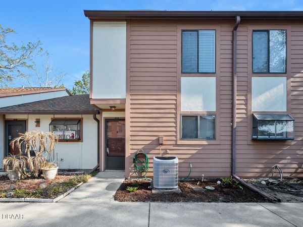 149 White Fawn Drive, Daytona Beach, FL 32114