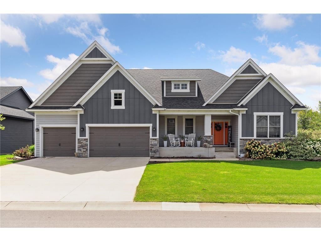 922 Pheasant Run S, Lino Lakes, MN 55014 Main Photo