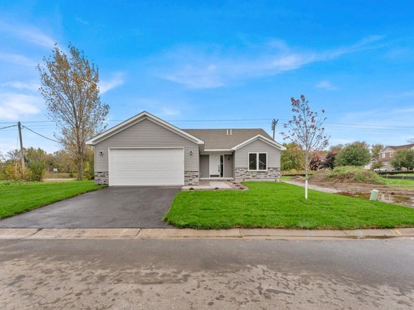 6254 209th Street N, Forest Lake, MN 55025